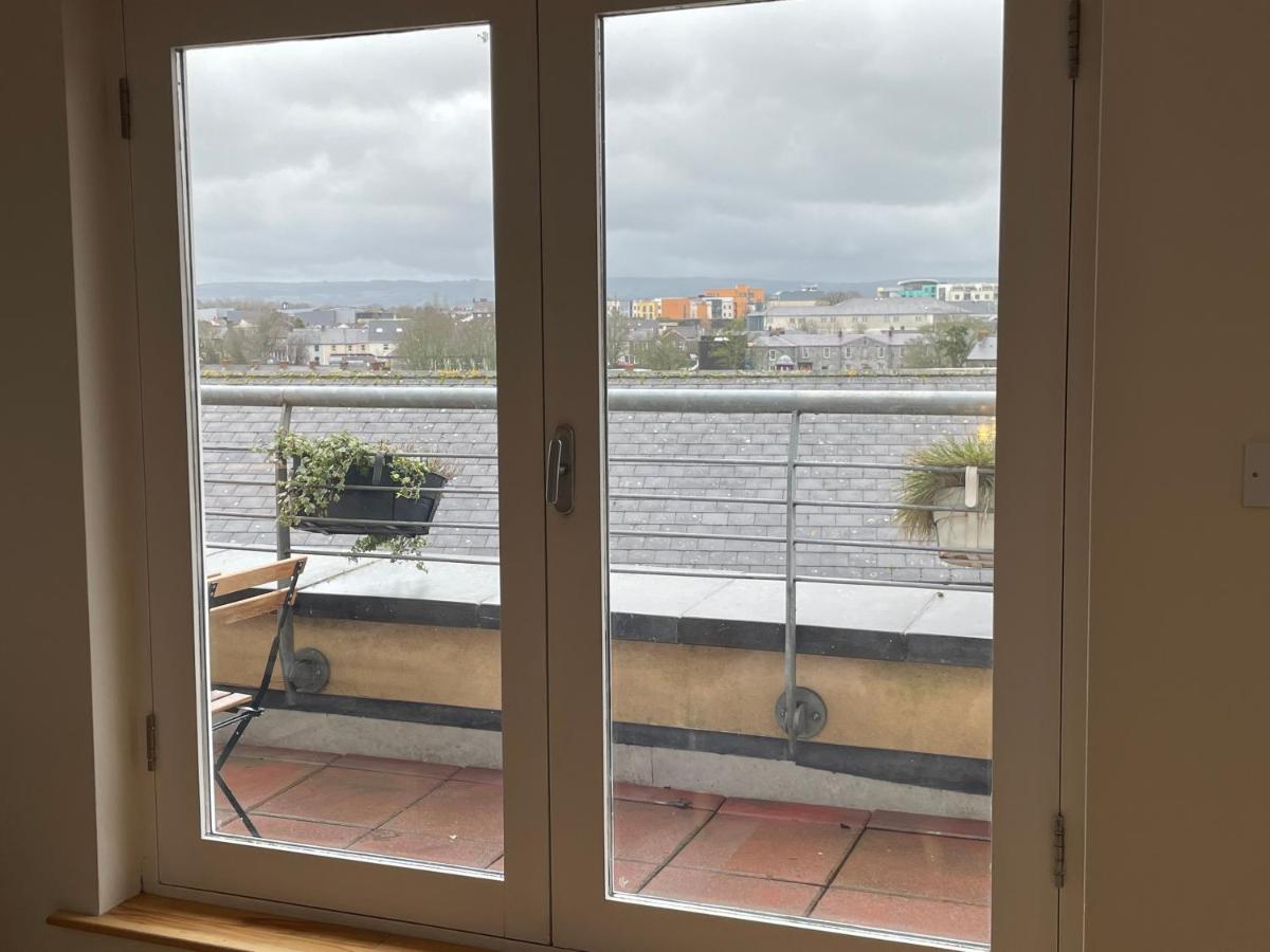 Penthouse Apartment Kilkenny Exterior foto